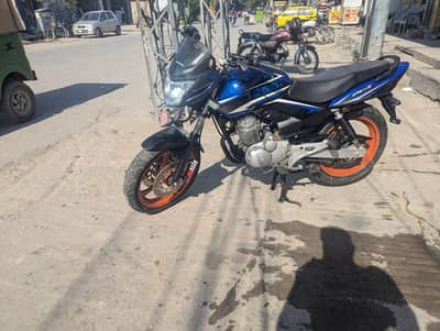 Honda Deluxe costmized . . . 200. cc. . read add