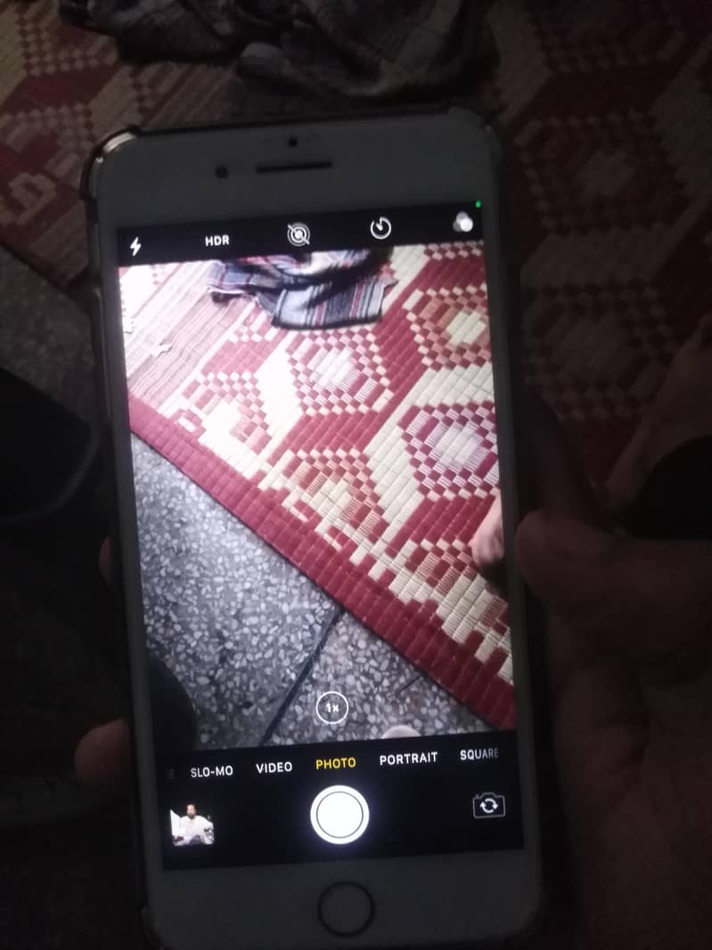 Apple iPhone 7 Plus 2