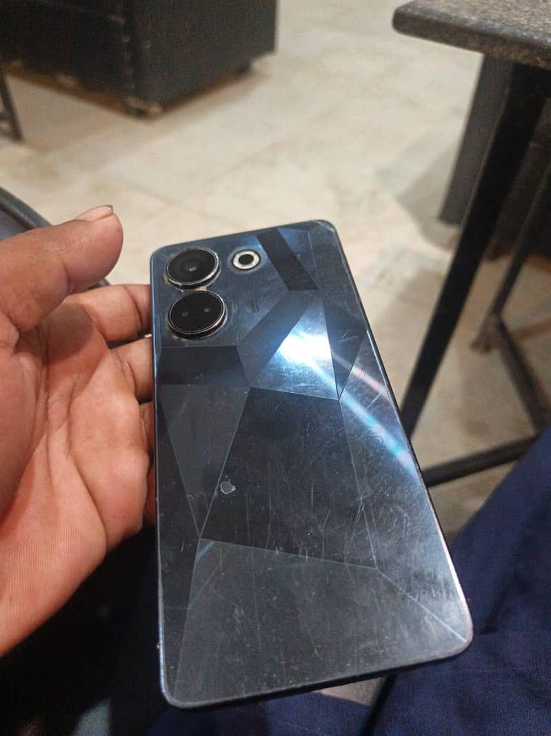 Tecno CAMON 20 2