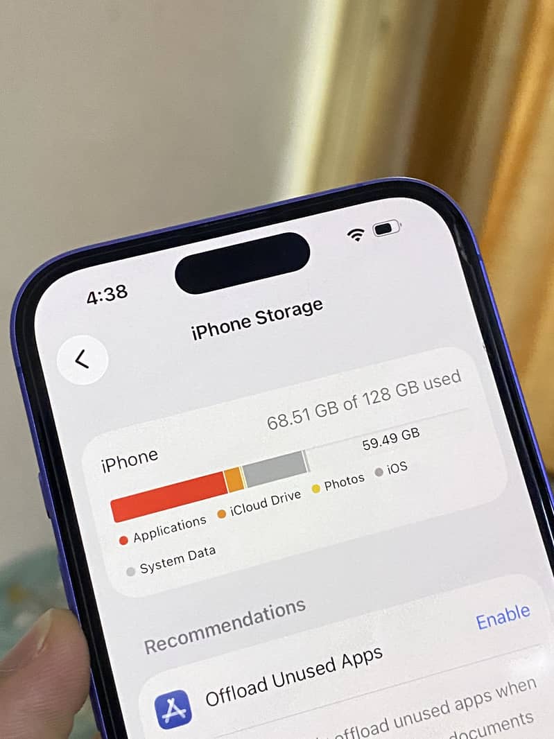Apple iPhone 16 1