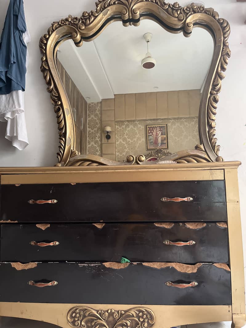 Dressing table 1