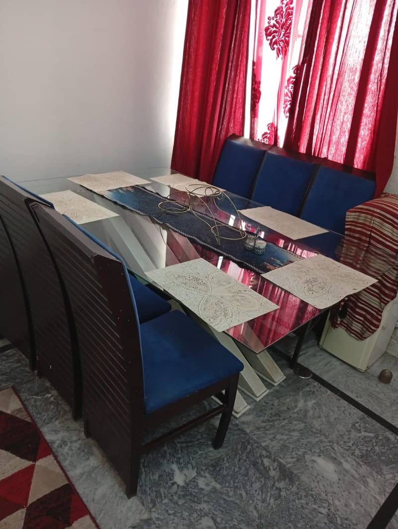 dining table 0