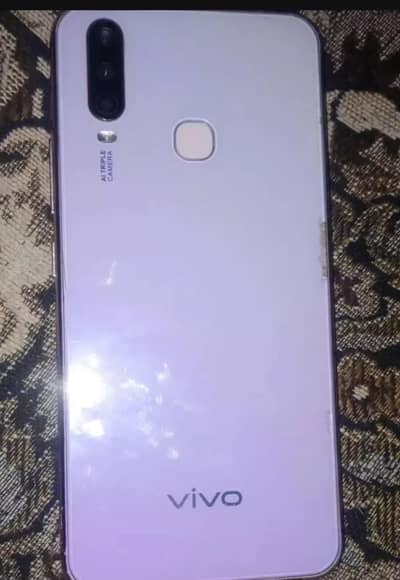 Vivo Y17