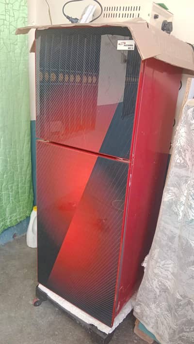 main Apna fridge bechna chahta hn 2 months use hua hai