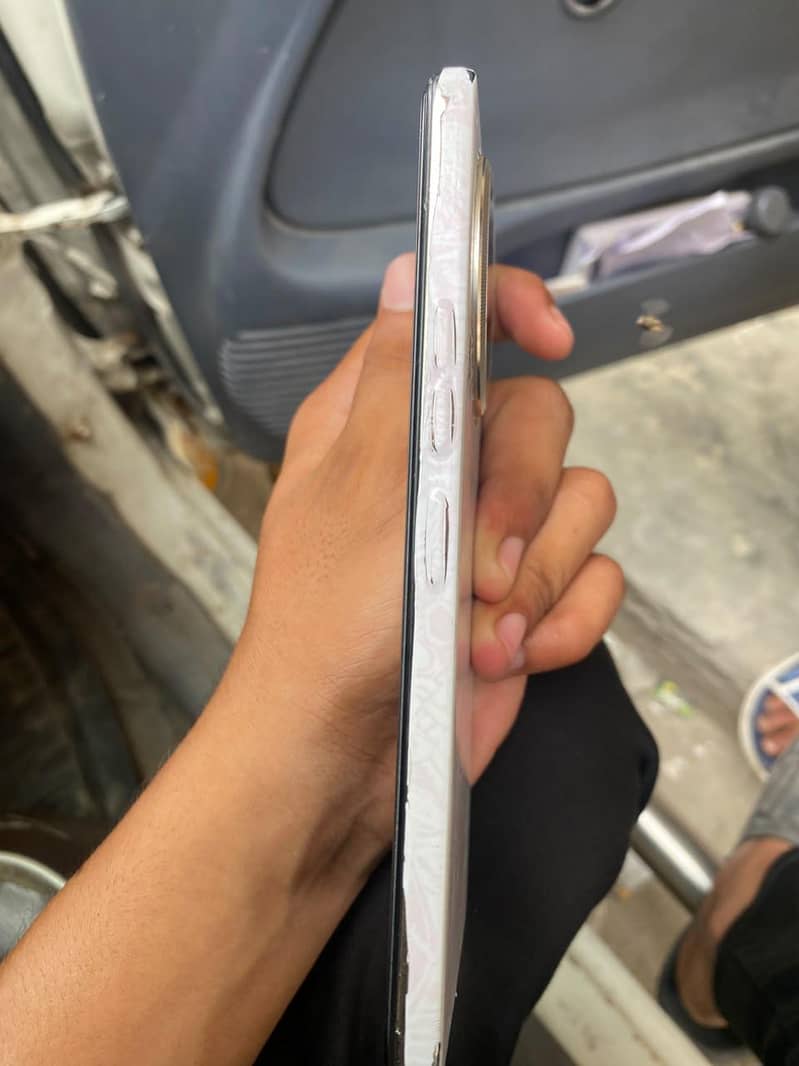 Tecno CAMON 30 4