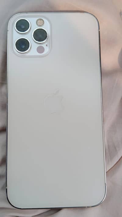iPhone 12 pro 256gb 73 health  0305339661 no open no rapper