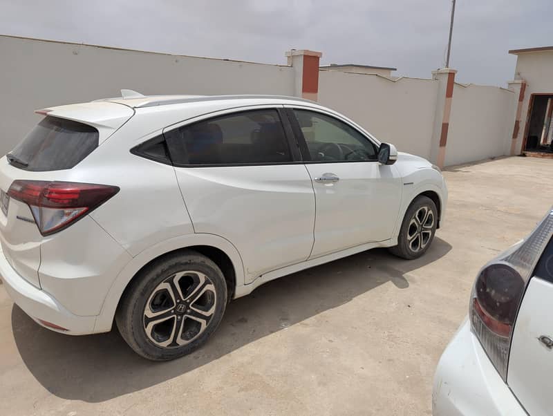 Honda Vezel 2016 1