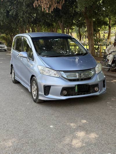 Honda Freed 2013