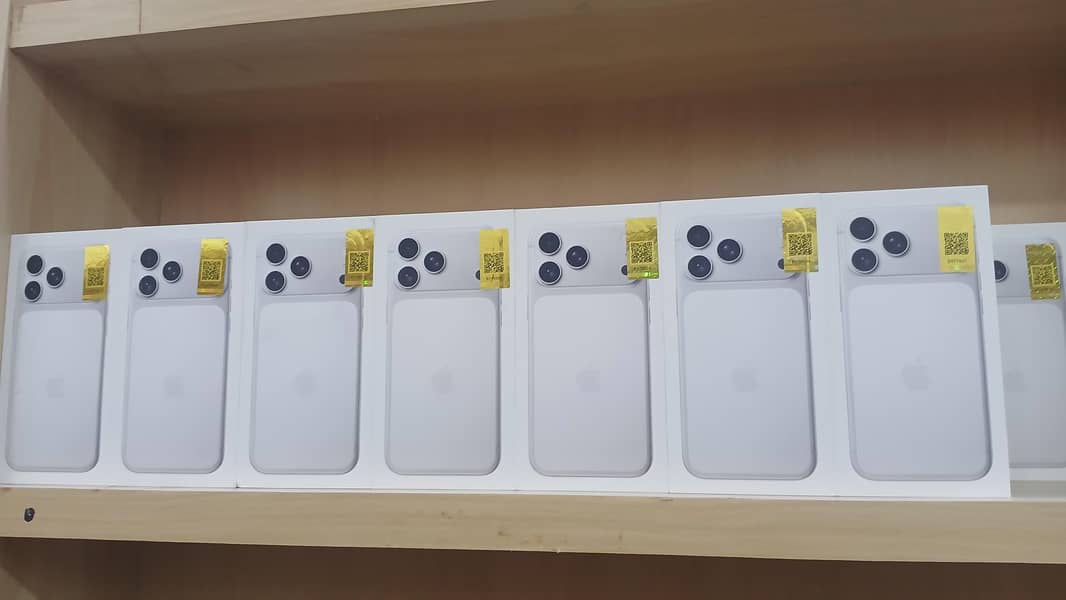 Apple iPhone 17 Pro Max 0