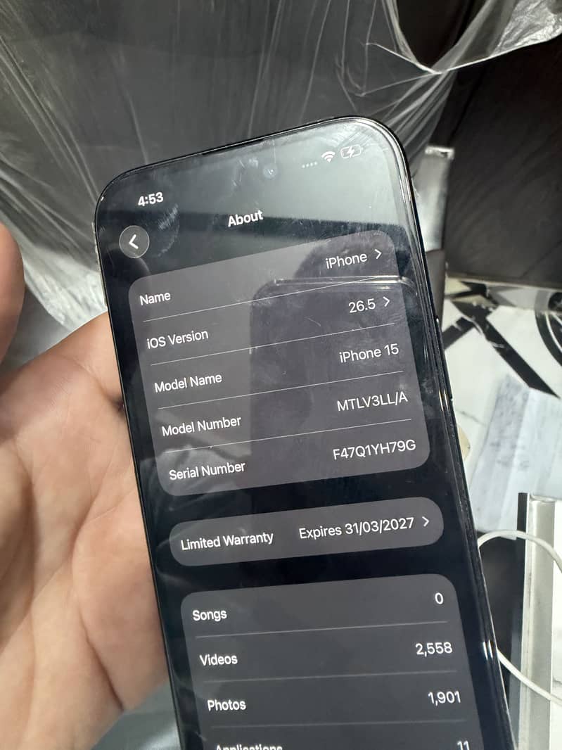 Apple iPhone 15 3