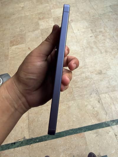 Samsung Mobile S26 Ultra non pta box open