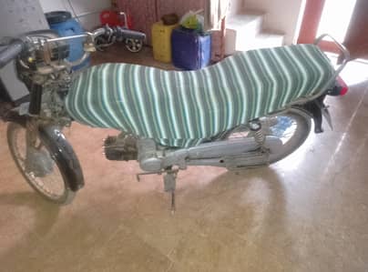 TikTok mobile stand