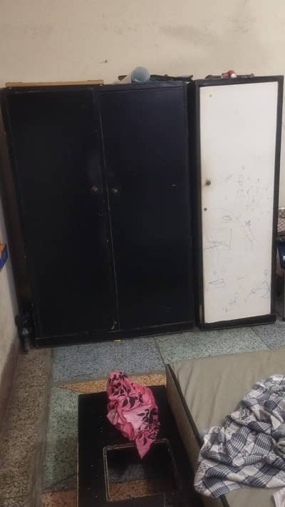 1 single door and 1 double door