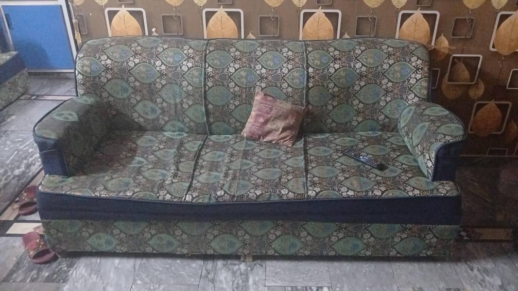 7 seater sofa 0