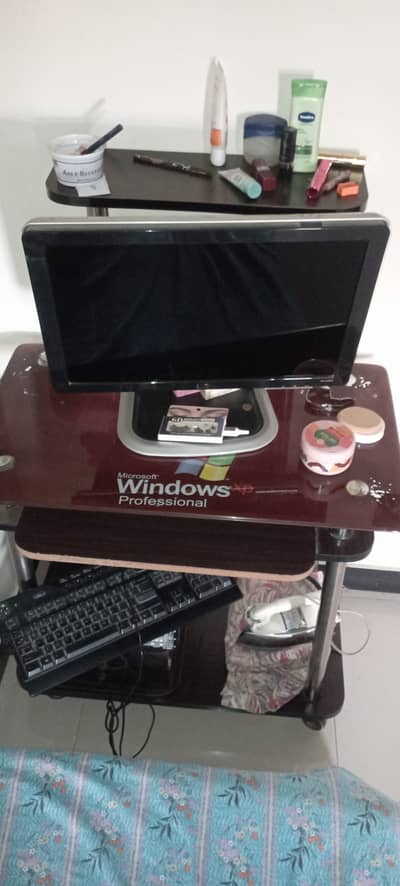 PC table for sale