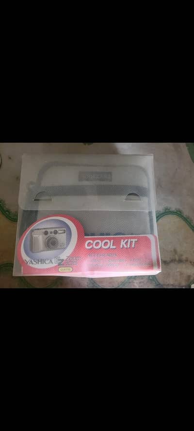 yashica ez zoom 105