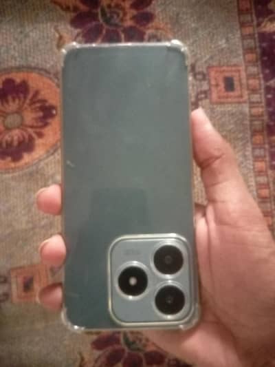 Realme C63