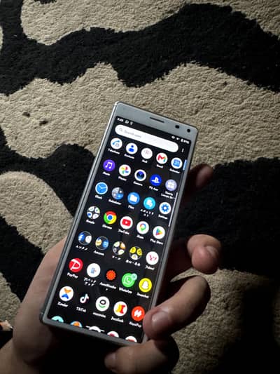 Sony Xperia 8