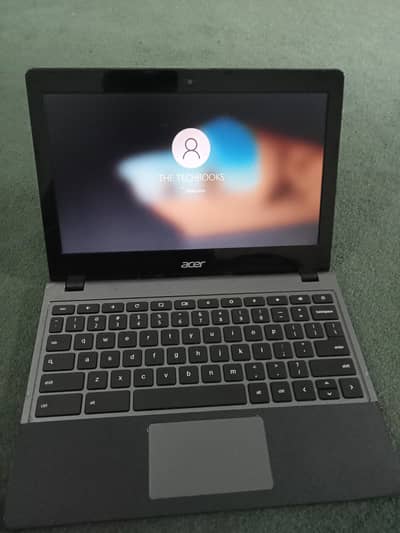 Acer Chromebook C740 | 4GB RAM | 128GB SSD | 6–7 Hours Battery Backup