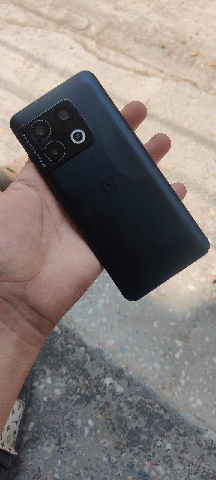One Plus 10 Pro 1