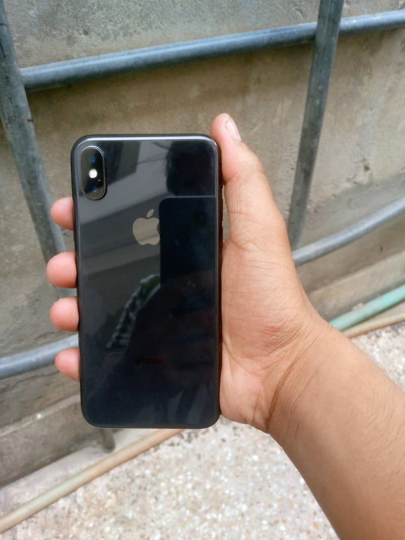 Apple iPhone X 0