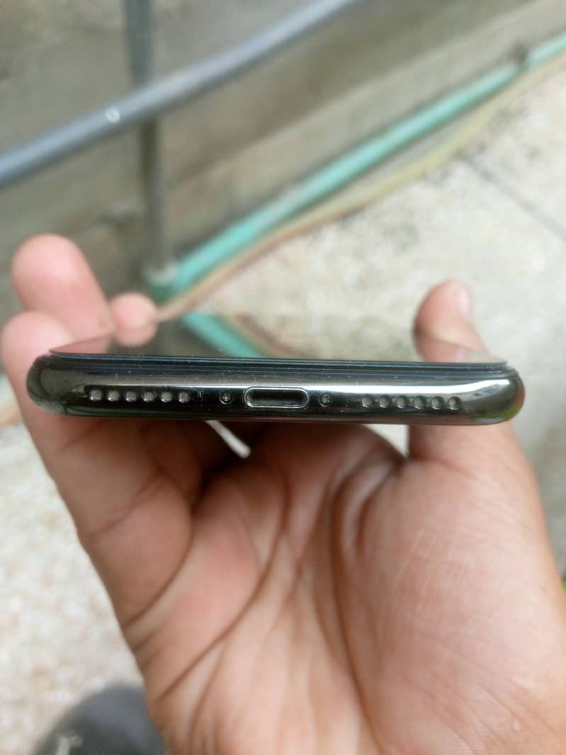 Apple iPhone X 2