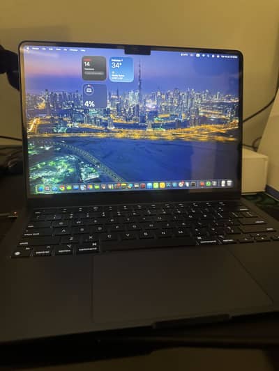 MacBook M3 Air Midnight Bilkul new barely used with box and charger