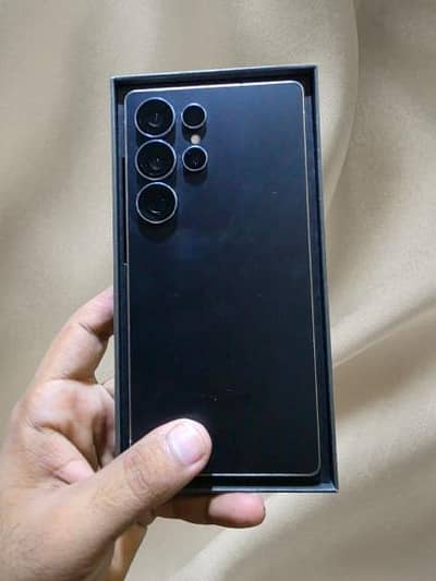 Samsung Mobile S25 Ultra