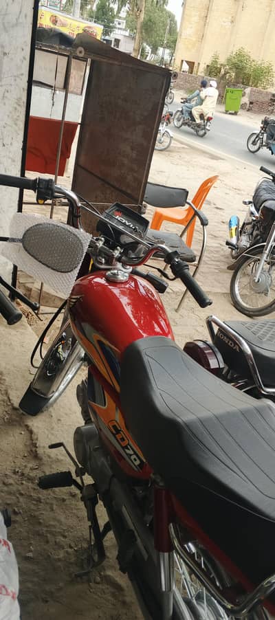 Honda cd 70 red for sale