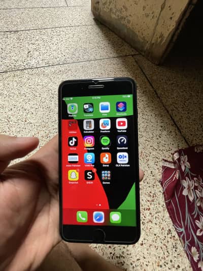iPhone 8 Plus 128/GB Factory unlock