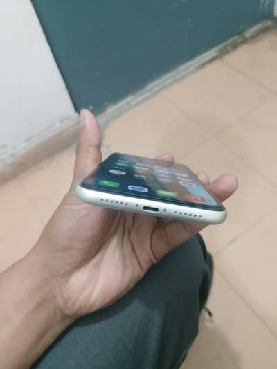 I phone 11