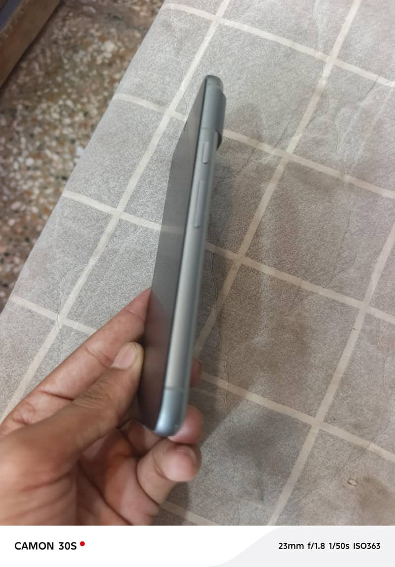 Google Pixel 8 1