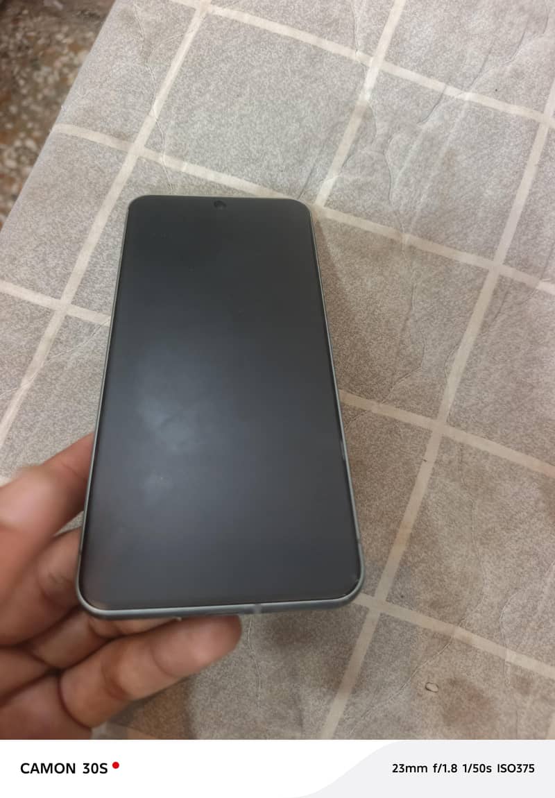 Google Pixel 8 2
