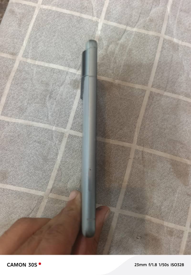 Google Pixel 8 3