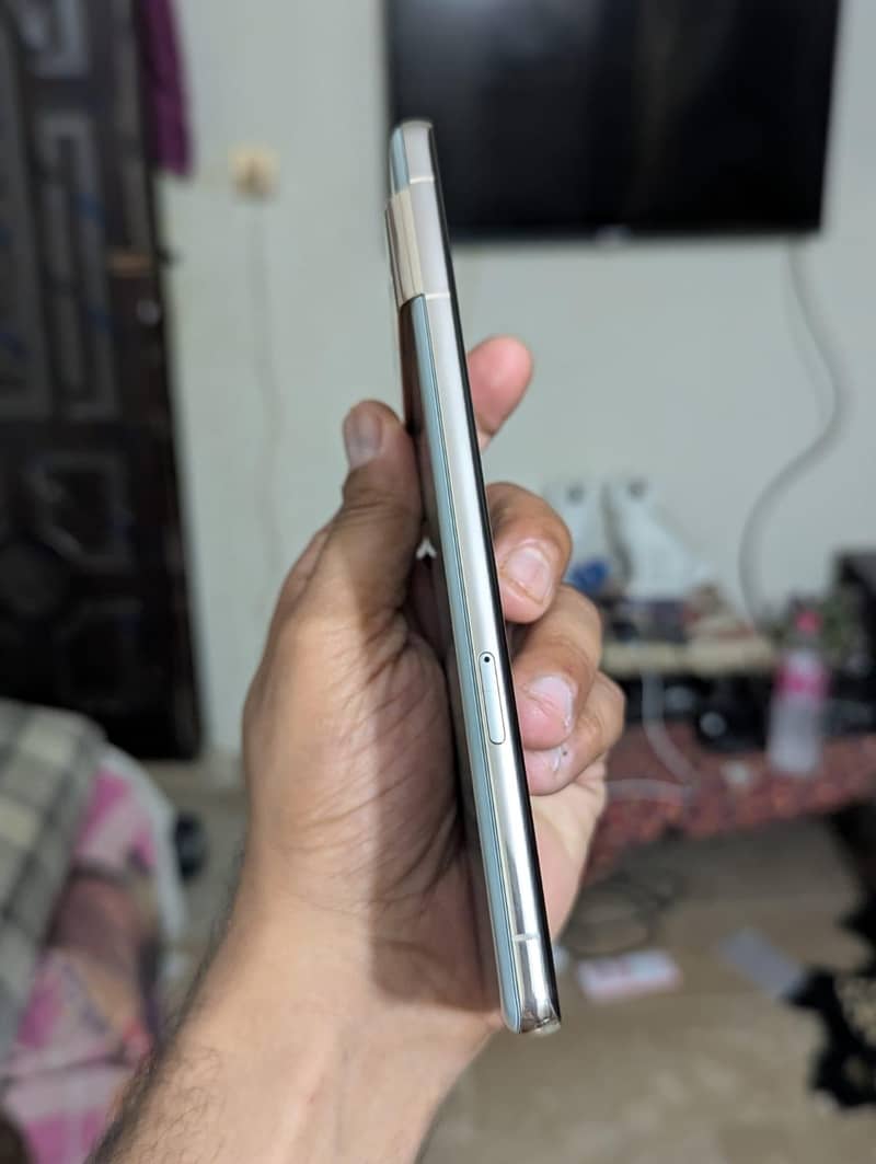 Google Pixel 7 Pro 4