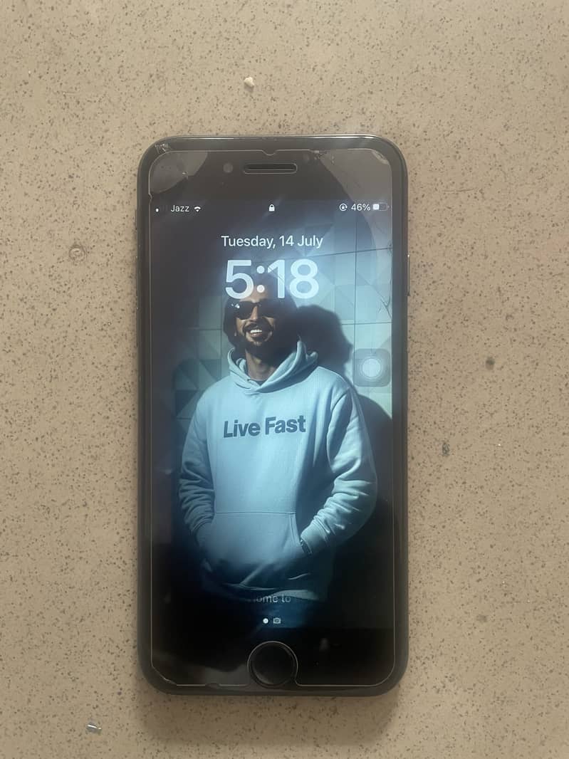 Apple iPhone 8 5