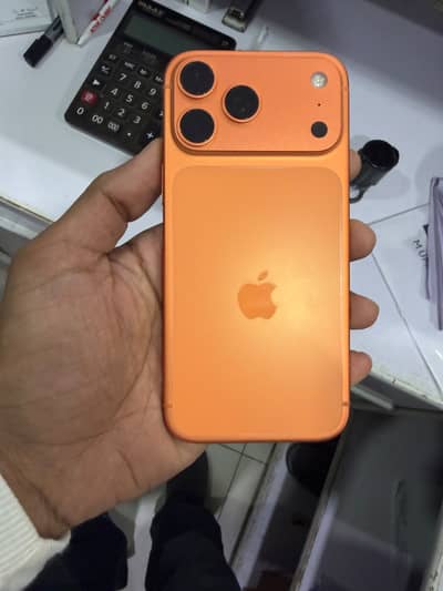 Iphone 17 pro max fu 105 cycel 10 by 10 brand new