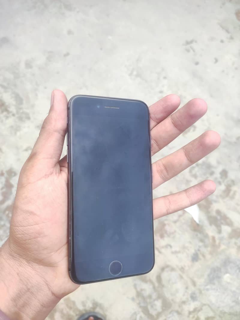 Apple iPhone 8 11