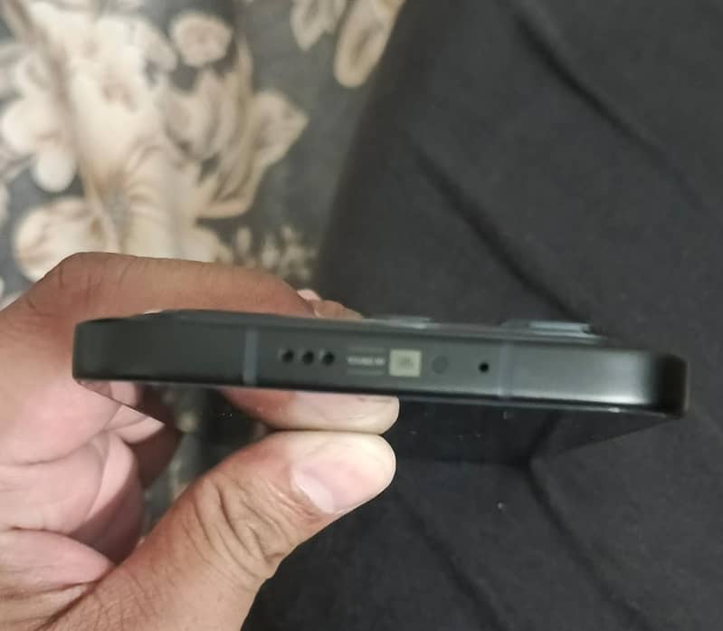 Infinix Note 60 4