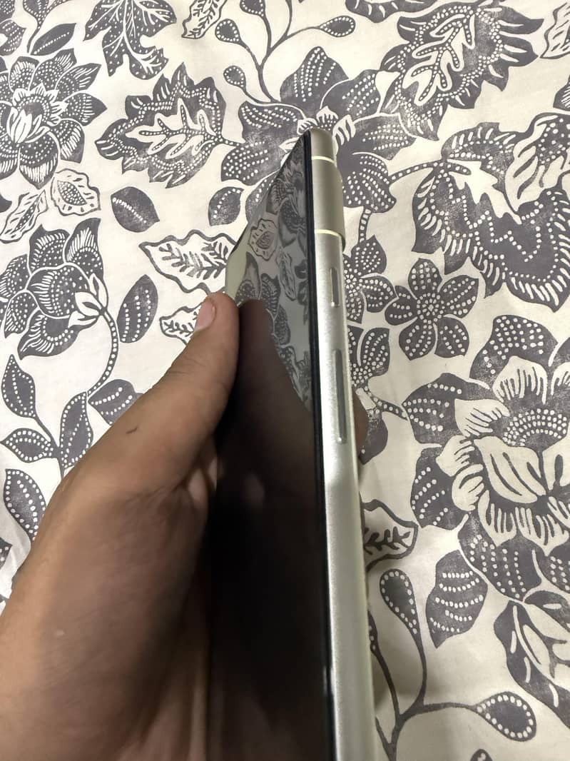 Google Pixel 7 3