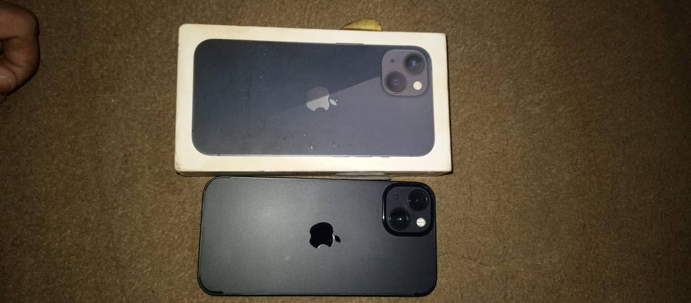 Apple iPhone 13 1