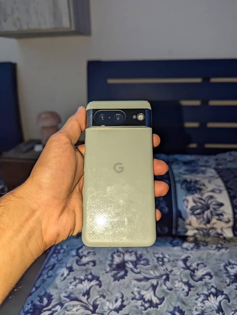 Google Pixel 8 0