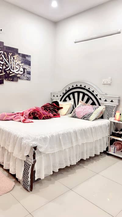 King size real wood bed