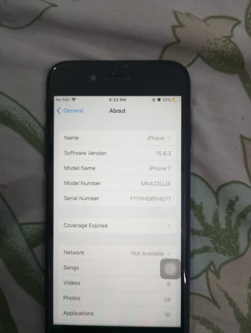 Apple iPhone 7 0