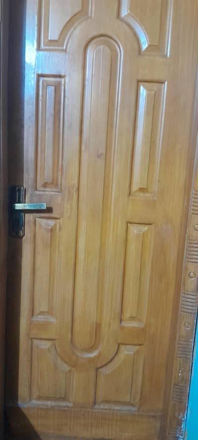 Bath door Malyasian Plaie for sale size door 2.5 feet by 7 feet hai