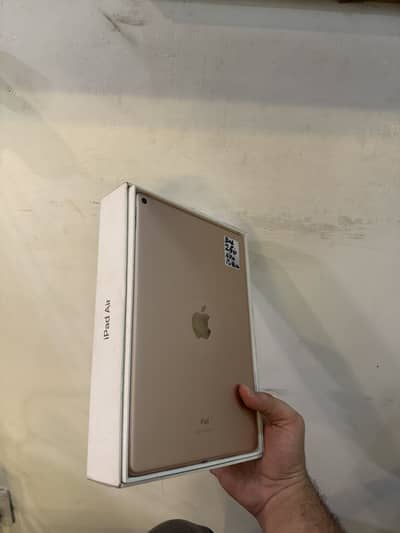 Ipad Air 3Rd generation Pubg device 256Gb box and charger 