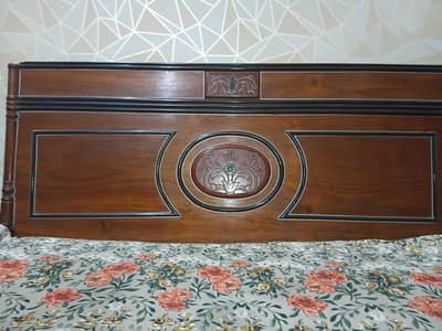 Bed, Side tabe and Dressing table