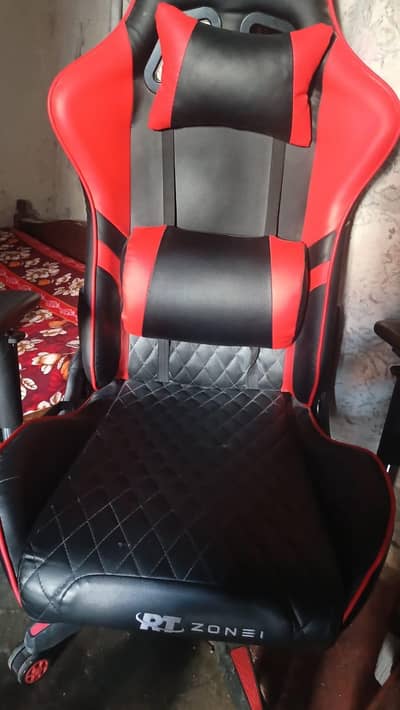 Revolving Chair (Gaming & Streaming )