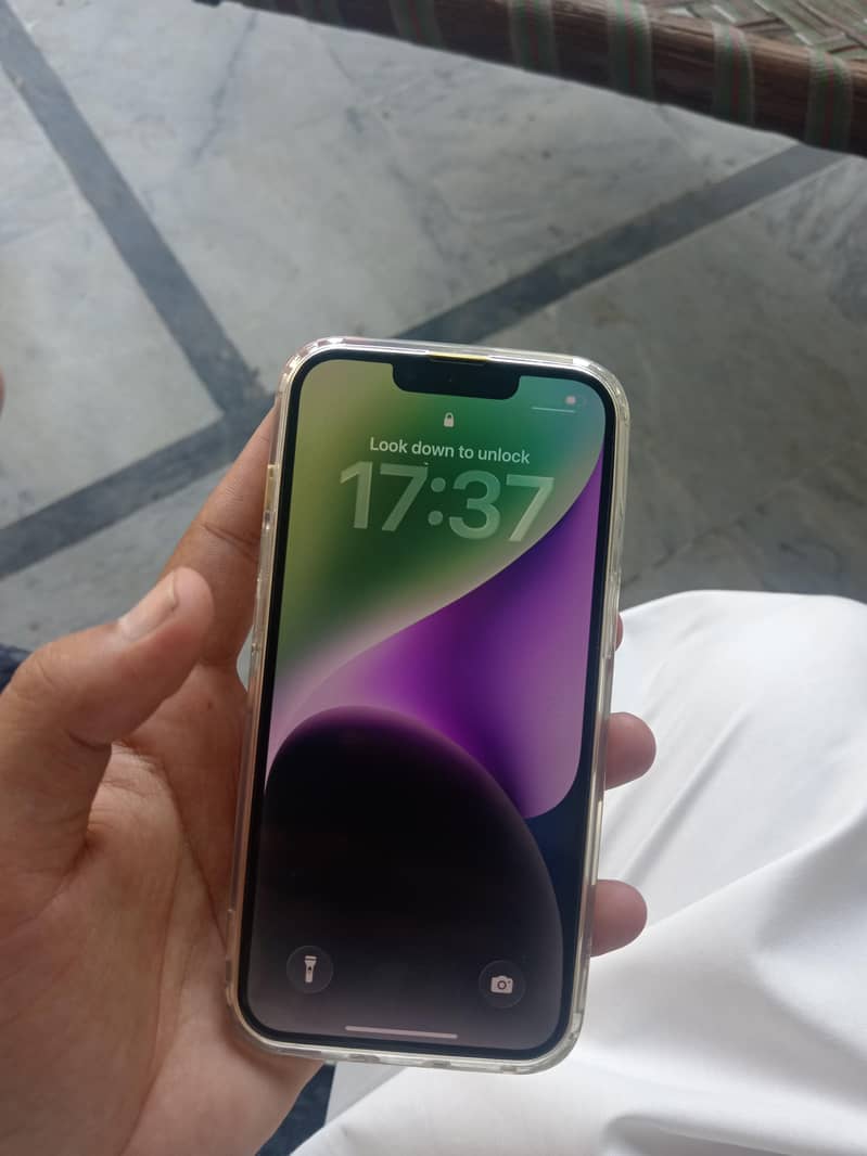 Apple iPhone 14 1