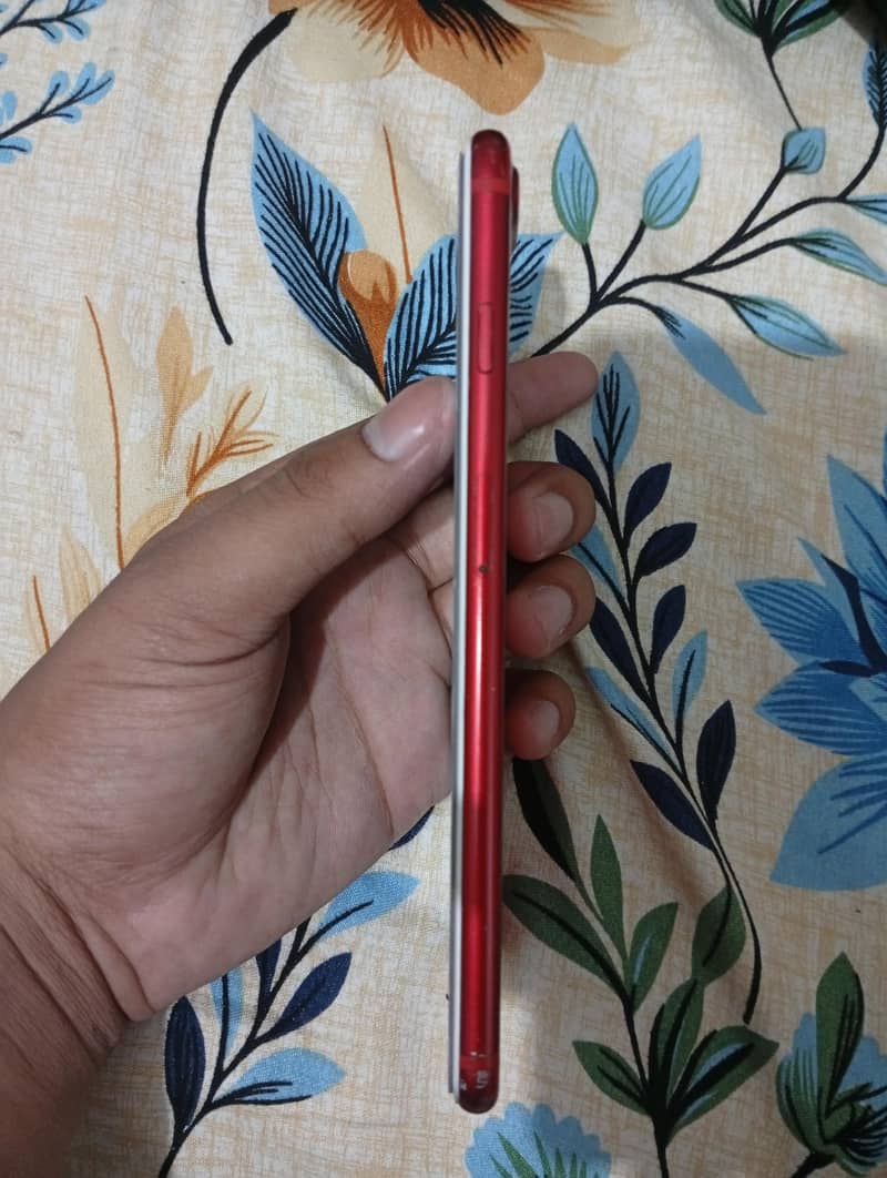 Apple iPhone 7 Plus 1